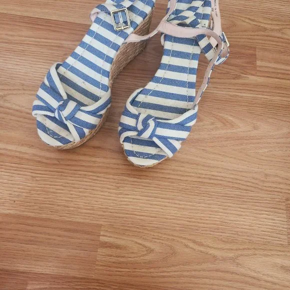 Wedges - Picture 1 of 2